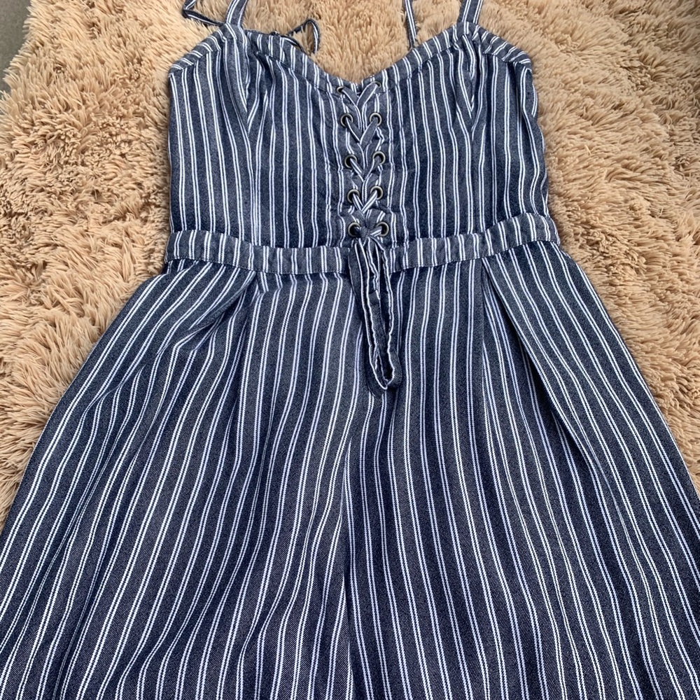 HOLLISTER • Romper - Picture 3 of 6